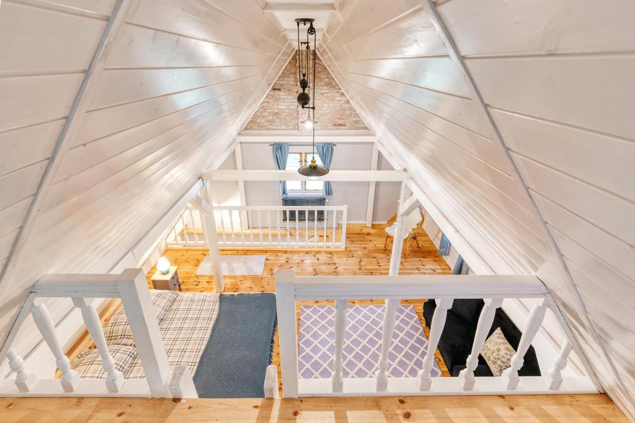 Noszvaj Huset Apartment Bagian luar foto